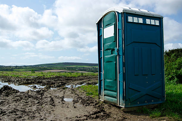 Best Restroom Trailer for Weddings  in Dyersville, IA