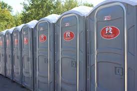 Best Long-Term Portable Toilet Rental  in Dyersville, IA